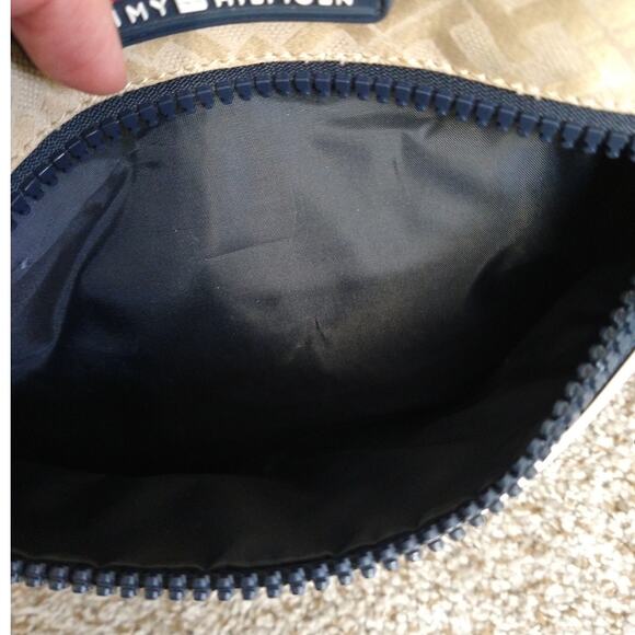 Tommy Hilfiger Triple Zip Crossbody Bag Beige Red White Navy Pre-Owned - Picture 8 of 12